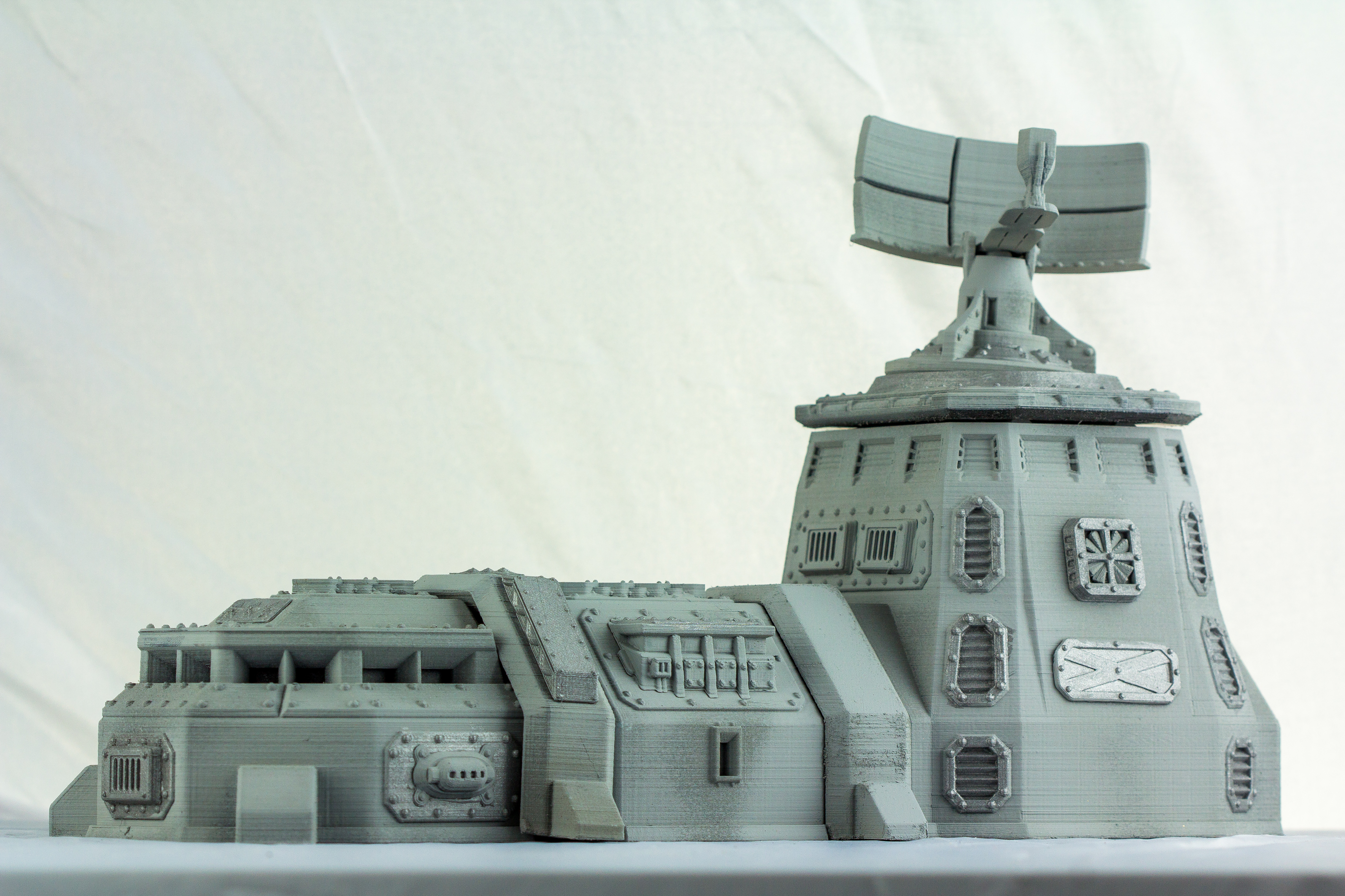 Terrain 4 Print: Sci-Fi armored barracks and Tower